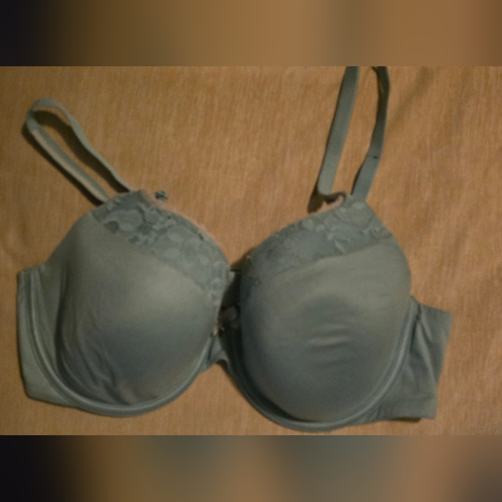 Victoria Secret Very Sexy Push Up Bra 36 D